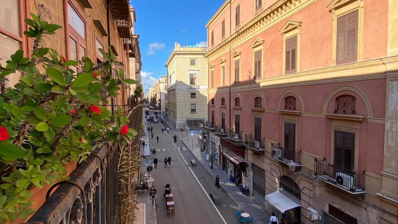 Casa Zagato Le Fuoriserie Apartment Palermo Bagian luar foto